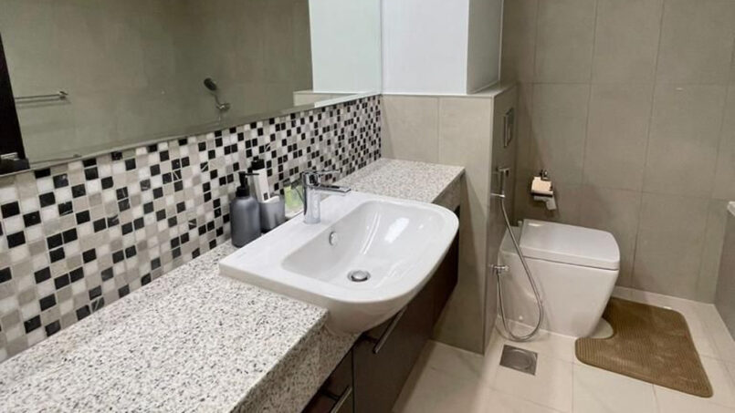 Modern Stylish 1 Bedroom Apartment in Downtown Dubai near Dubai Mall