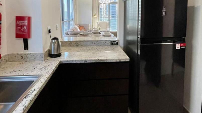 Modern Stylish 1 Bedroom Apartment in Downtown Dubai near Dubai Mall