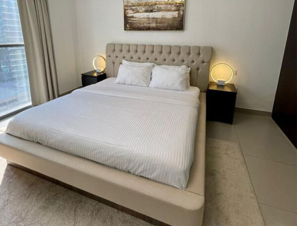 Modern Stylish 1 Bedroom Apartment in Downtown Dubai near Dubai Mall