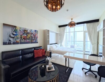 Luxury Studio in Business Bay Canal View